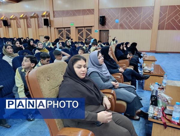 برگزاری جشن شکوفه ها در بجنورد