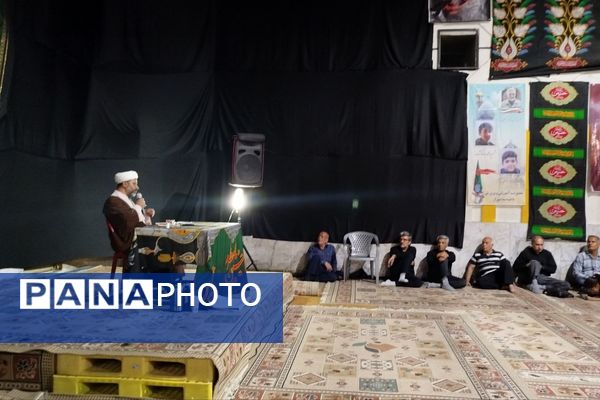 شور حسینی در شب چهارم محرم 1404 در هیات فرهنگیان ناحیه ۳ شیراز 