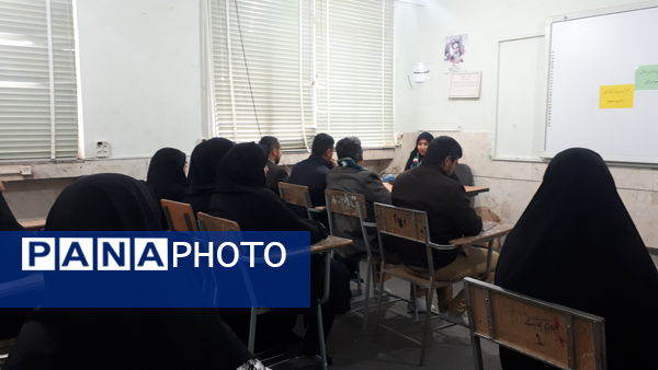 برگزاری دوره‌ مربیان پیشتاز کاردان در ابرکوه