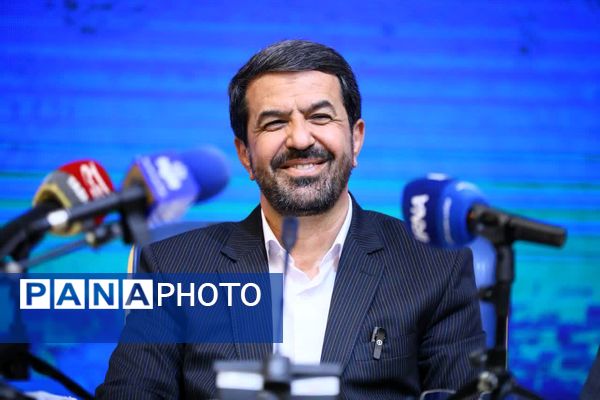 نشست خبری استاندار همدان با اصحاب رسانه