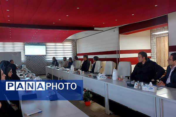 کارگاه آموزش اتوماسیون آی کن در اداره آموزش و پرورش کهریزک