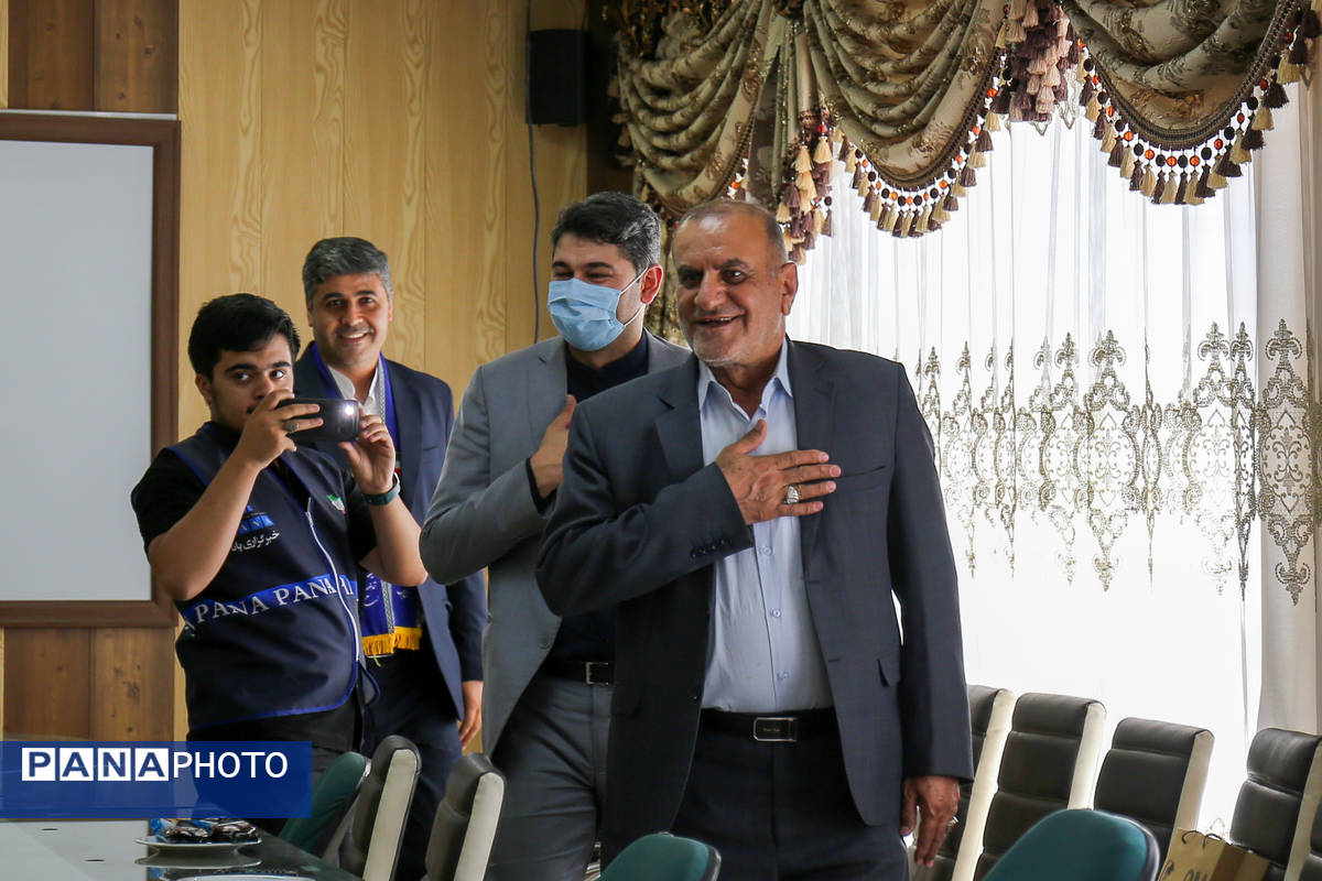 مشاور وزیر در جمع مربیان و اعضای پیشتاز سازمان دانش‌آموزی استان آذربایجان شرقی