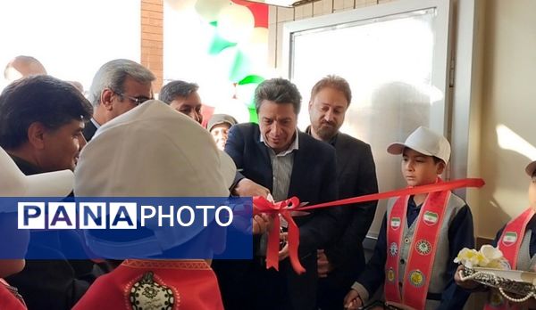 آیین افتتاح و بهره‌برداری دبستان ۱۲ کلاسه خیرساز جعفر برزگر