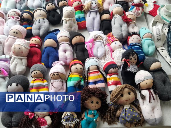 جشنواره فرهنگی هنری "امید فردا" در دبیرستان شاهد فیض ناحیه ۳ شیراز