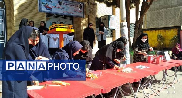 جشن روز آزمایشگاه در دبیرستان شهید مرادعلی امینی و هنرستان کیمیا