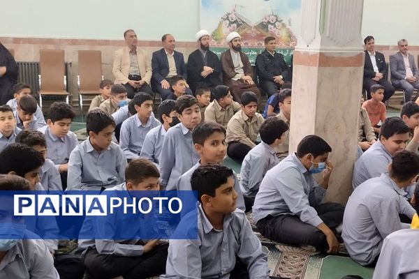طنین زنگ قرآن و عترت در پیشوا؛ آغاز روزی معنوی در کنار مسئولان