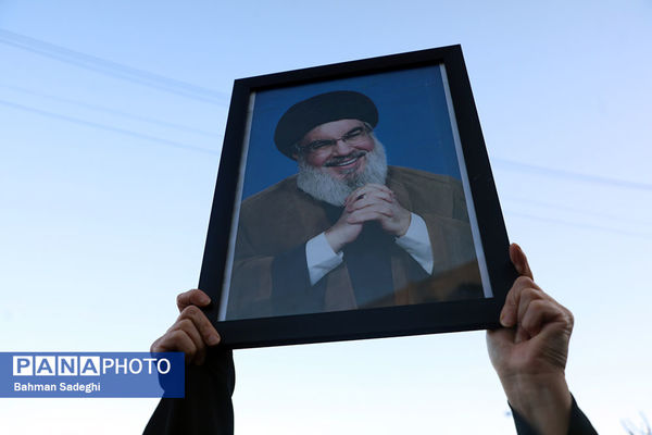 مراسم گرامیداشت شهید سیدحسن نصرالله همزمان با تشییع شهدا در لبنان - تهران