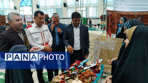 حضور امدادگران و کارکنان جمعیت هلال احمر در نماز عبادی، سیاسی جمعه شهرستان مارگون