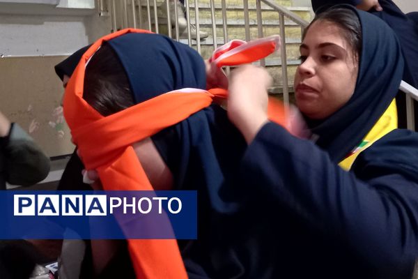 مانور زلزله در دبیرستانه دخترانه شاهد فیض ناحیه 3 شیراز