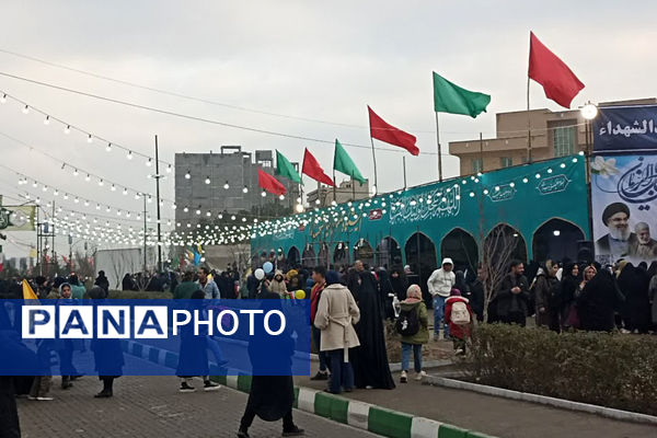 شادپیمایی مردم قم در جشن نیمه شعبان