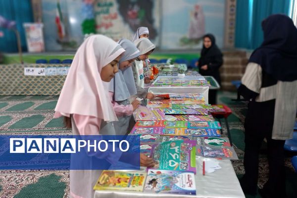 عطر علم و دانش در نمازخانه شهید جوادسرافراز اسلامشهر