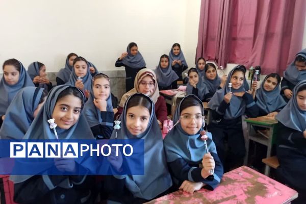 شادترین روز سال تحصیلی در مدرسه کوثر ناحیه ۴ شیراز 