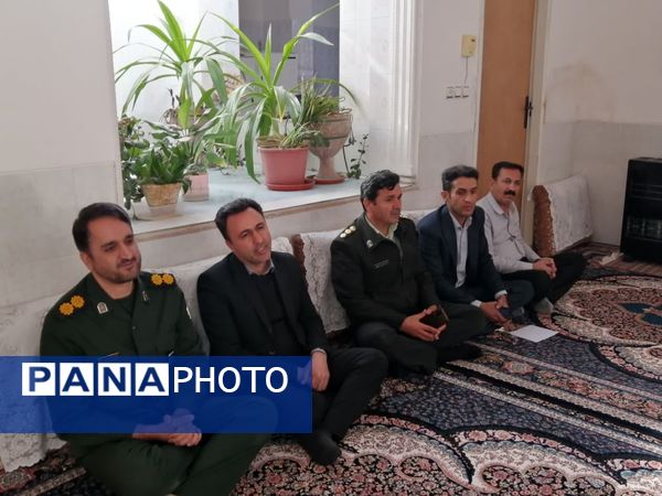 تجدید میثاق با آرمان‌های شهیدان و تقدیر از خانواده‌های معزز شهدا