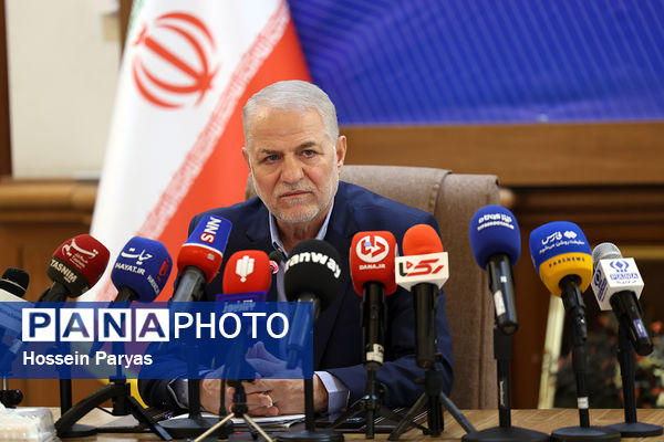 نشست خبری ارائه اقدامات و عملکرد وزارت راه و شهرسازی در حوزه سفرهای نوروزی 1403