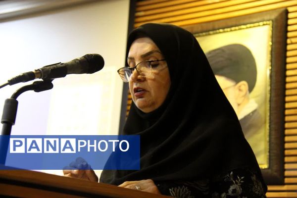نشست ادبی «عصر دلنشین» در کرمانشاه