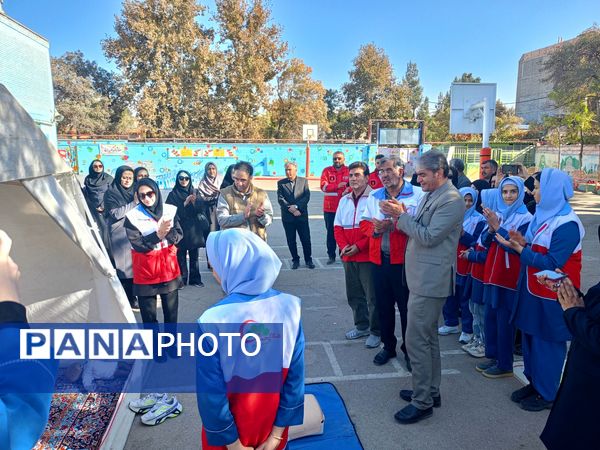  افتتاحیه پارک سلامت و آغاز به کار سفیران محیط یار  دبستان بنت الهدی صدر