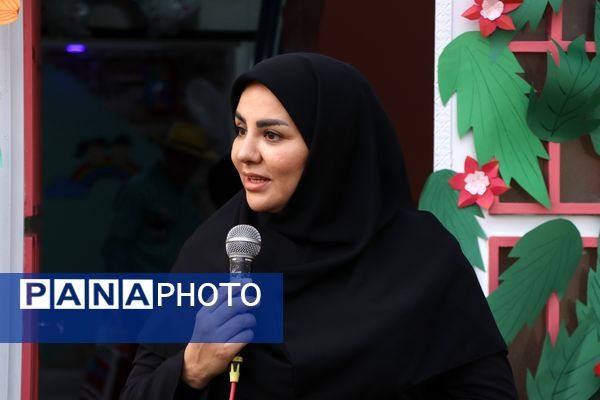 غنچه های بهارستانی آغاز سال تحصیلی را جشن گرفتند