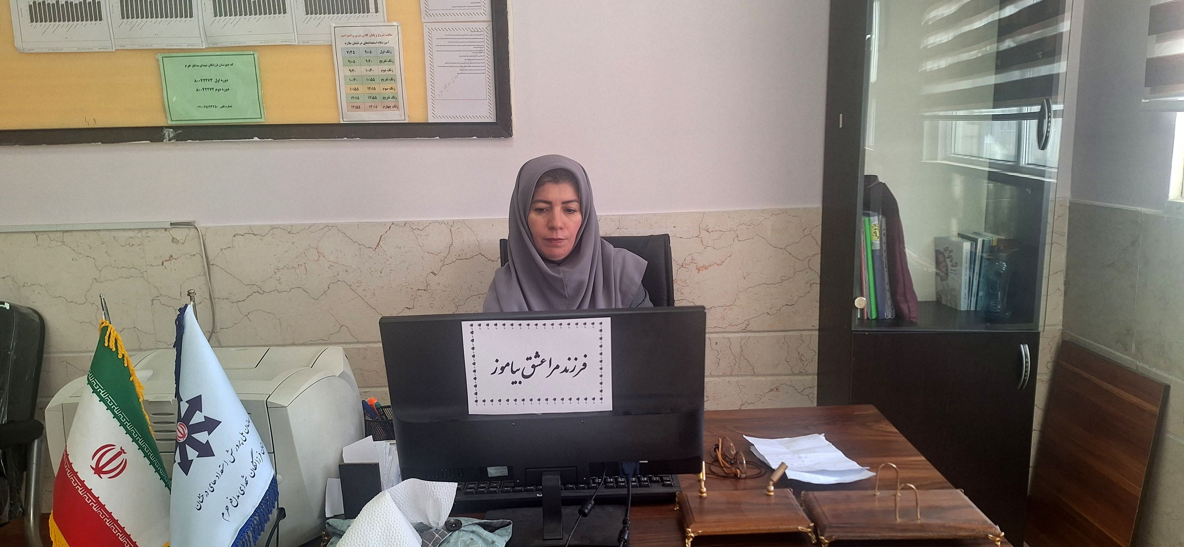نهادینه کردن پژوهش در برنامه دانش‌آموزان باعث رشد و شکوفایی خلاقیت در آنان می‌شود