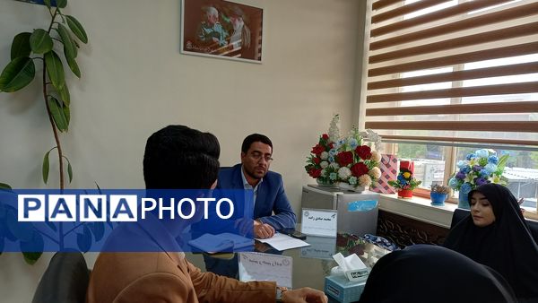 اولین نشست نمایندگان مجلس دانش‌آموزی آذربایجان شرقی با معاون پرورشی و فرهنگی استان