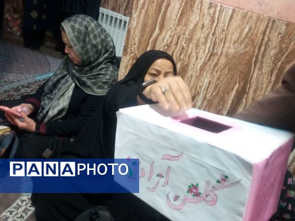جلسه اولیا و مربیان در دبیرستان گلشن آزادی
