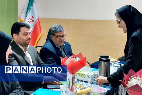 افتتاحیه طرح گلستان زندگی  دبیرستان شهدای هسته‌ای قرچک 