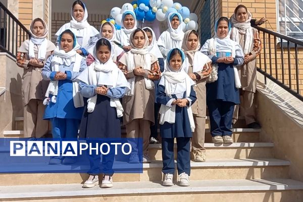 برگزاری مراسم بزرگداشت یاد و خاطره شهدای دانش‌آموز و جشن روز دانش‌آموز در مدارس شهرستان ملارد