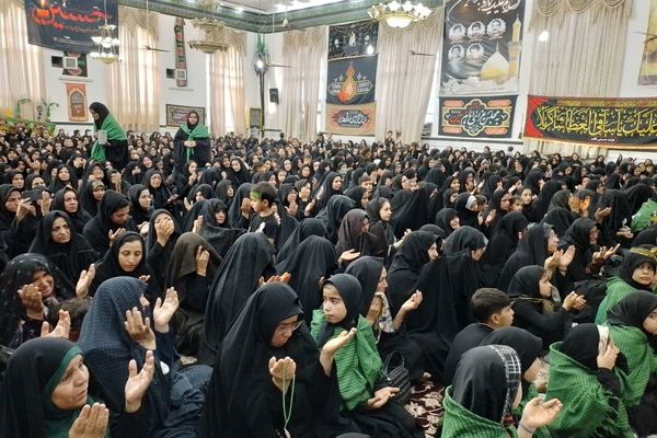 برگزاری مراسم شیرخوارگان حسینی در خلیل آباد