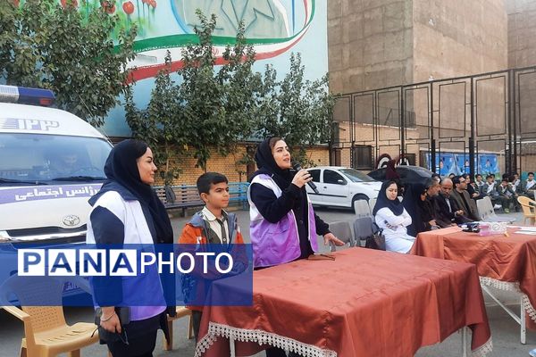 برگزاری طرح آموزشی ایران‌جان با محوریت پیشگیری از آسیب‌های اجتماعی در مدارس اسلامشهر