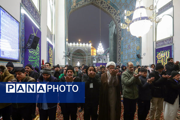 آیین معنوی اعتکاف در حرم مطهر رضوی- ۳