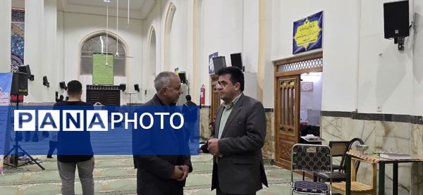 بازدید مدیر آموزش‌وپرورش شهرستان بافق از اعتکاف دانش‌آموزان