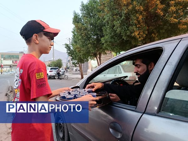 موکب دلدادگی در حاجی‌آباد عطر شهادت امام رضا (ع) در مسجد جامع پیچید