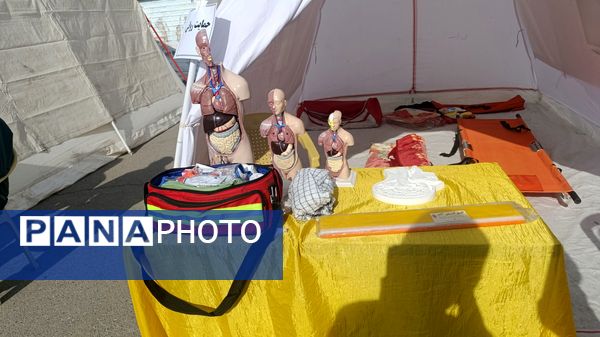 برگزای بیست و ششمین مانور سراسری زلزله و ایمنی در دبیرستان دخترانه متوسطه اول شهید عباسی 