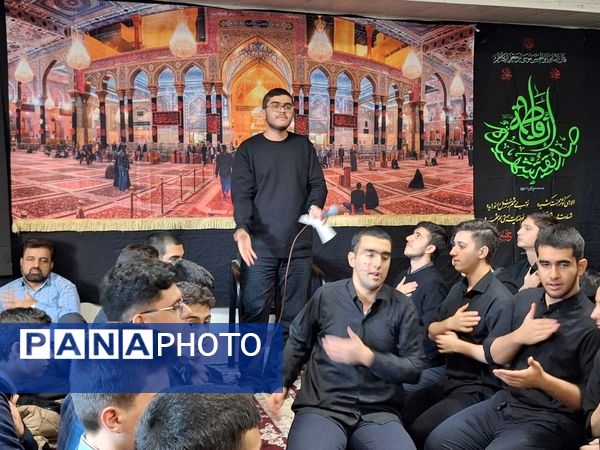 مراسم شهادت حضرت فاطمه (س) در دبیرستان شاهد مهدیان