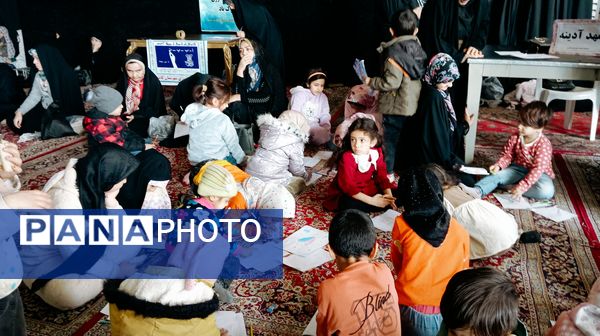 غرفه کودک در نمازجمعه کاشمر