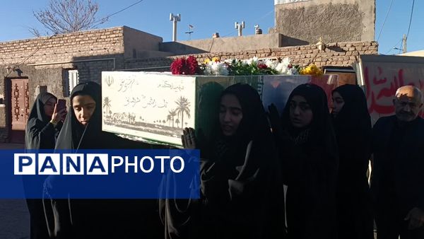 حضور شهید گمنام در دبیرستان دخترانه حضرت زینب(س) شهرستان بهاباد