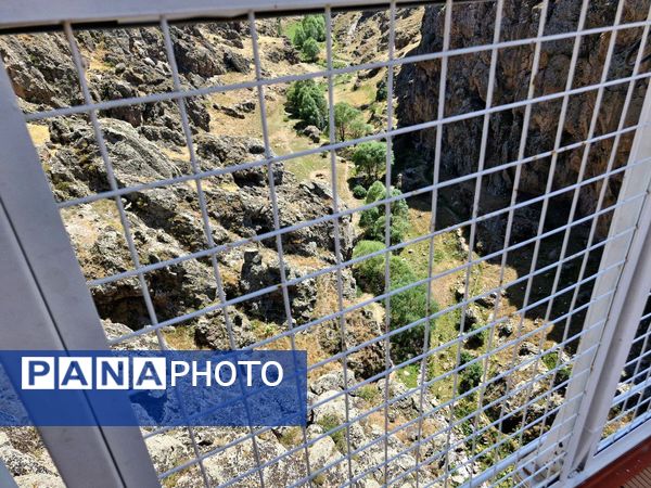 پل معلق سه‌طبقه ورگه‌سران؛ شکوه معماری بر فراز دره ورگه سران