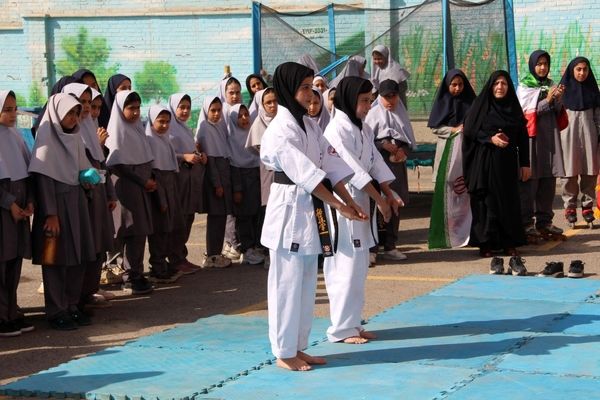 پروازِ شورِ ورزش در کاوه آهنگر