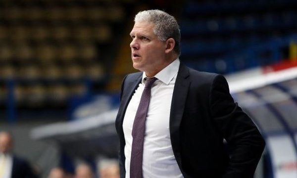 سوتیریس مانولوپولوس شنبه در اردوگاه آسمان‌خراش‌های ایران