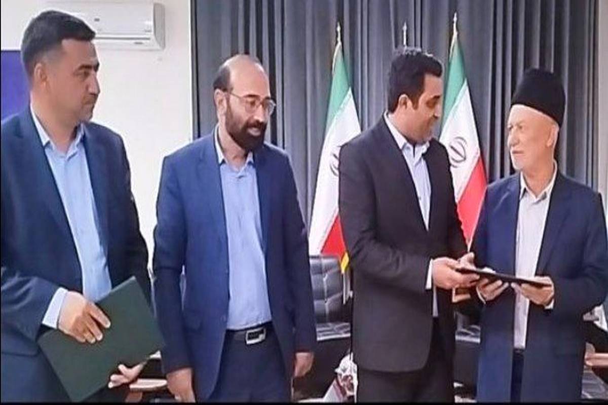 تفاهمنامه ساخت دو مدرسه ۶ کلاسه در بردسکن امضا شد
