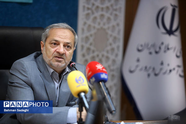  آیین رونمایی از پویش «بر مدار مقاومت» با حضور وزیر آموزش و پرورش