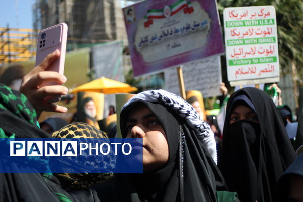 تجمع بزرگ فرهنگیان ولایتمدار شهر تهران