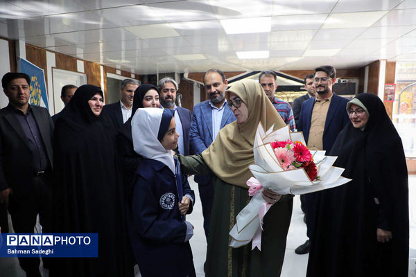 نشست سخنگوی دولت با دانش‌آموز خبرنگاران خبرگزاری پانا