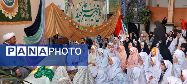 حال و هوای اعتکاف دانش‌آموزی در مسجد امام علی(ع)