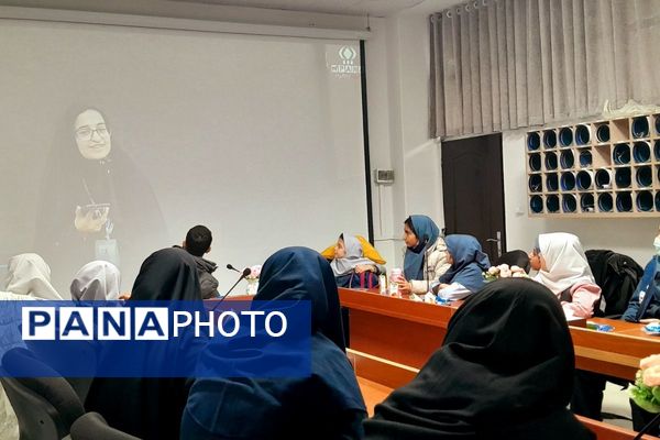 ارتقای مهارت‌های تخصصی خبرنگاری در دومین جلسه توانمندسازی 