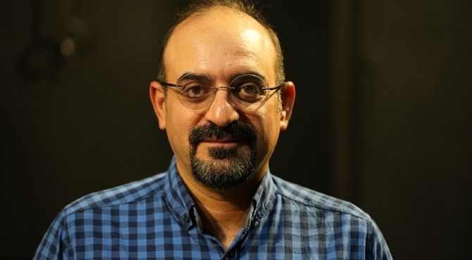 امیر مشهدی‌عباس نمایش «اطربمو» را به صحنه‌ می‌آورد