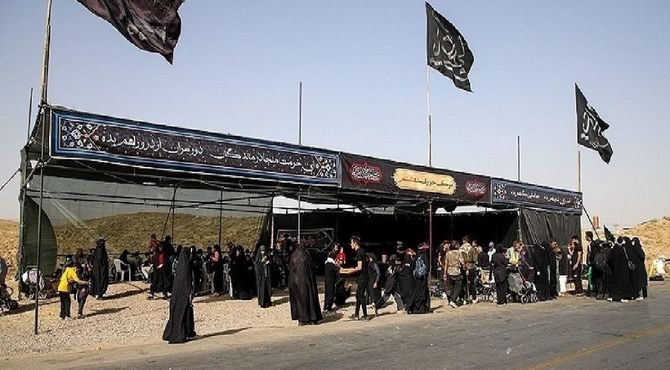 موکب بندر کوهستک میزبان زائران در کربلا