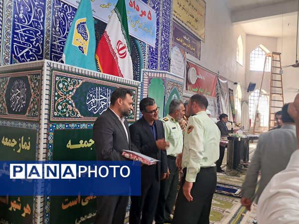 گرامیداشت سالروز اقامه اولین نمازجمعه کشور در آشخانه 