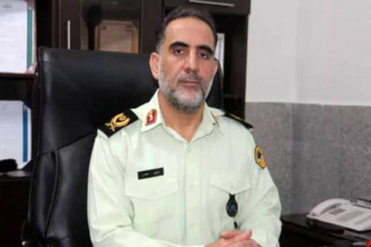 نماینده ولیفقیه در همدان از فرمانده انتظامی استان تجلیل کرد