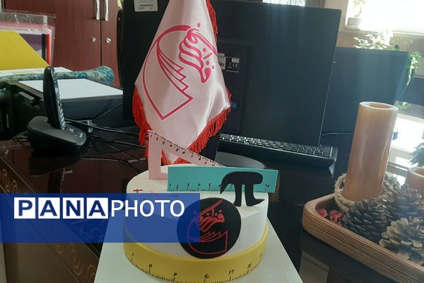 برگزاری دهه‌ ریاضیات در مدرسه هیات امنایی فرزانگان شهرستان ملارد