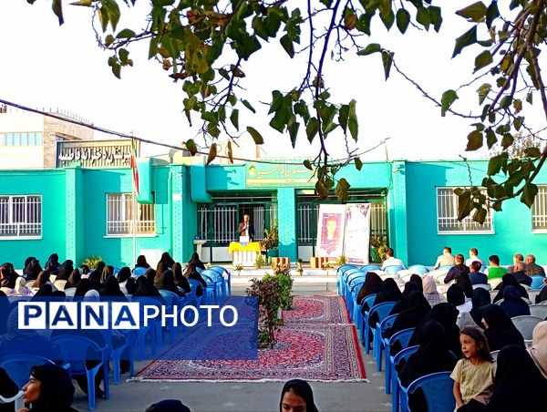  اولین مجمع انجمن اولیا و مربیان در دبیرستان فاطمیه